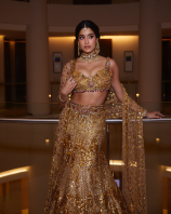 Falguni_Shane_Peacock_India-__JanhviKapoor.png