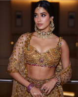 Falguni_Shane_Peacock_India-__JanhviKapoor8.png