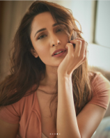 Screenshot_2024-09-26_at_18-30-29_Cosmopolitan_India_Pragya_Jaiswal.png