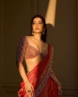 Raashi_Khanna_6888005819495477620_n.jpg